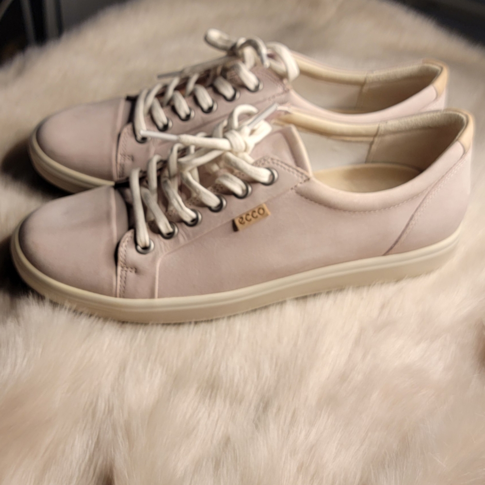 Ecco Women's Lace-Up Sneakers in Gray ROSE - Picture 5 of 9